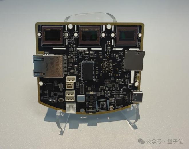 具身智能的数据难题终于有了可规模化的解法(图3)