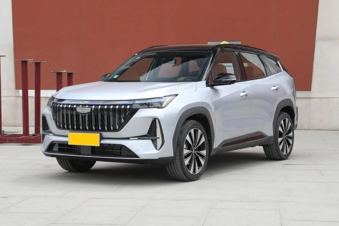 第五代瑞虎8、第四代博越L硬碰硬10万级燃油SUV谁更香？(图5)