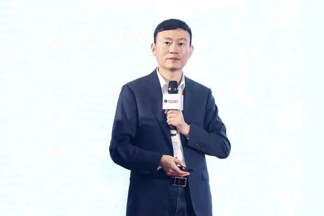 大族机器人的三次选择：总经理王光能详解协作机器人赛道
