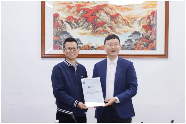 深化合作！大族机器人携手长荣科共同助力制造业转型升级