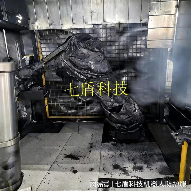 工业机器人防护服服装保养：避开这五个坑寿命延长三倍