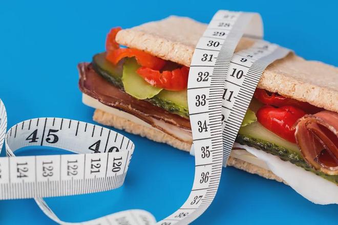 【科普营养】轻松瘦10斤的16：8轻断食怎么操作？（内附：一周轻断食谱）